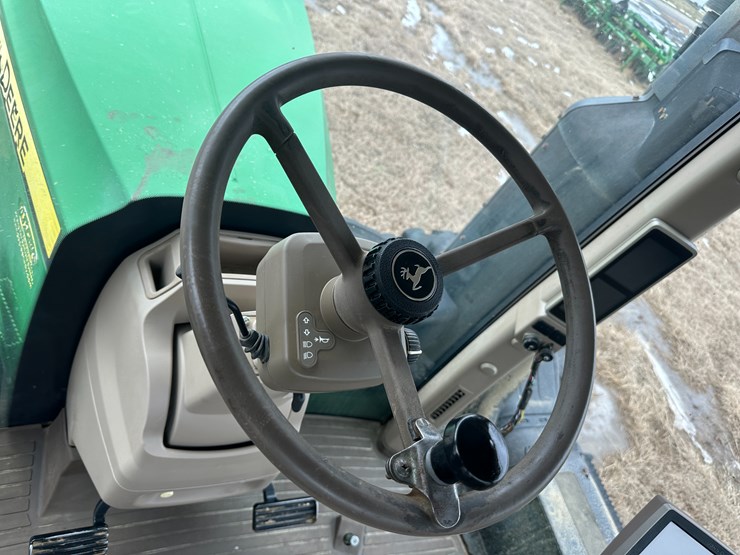 2014-john-deere-9460r-image-75