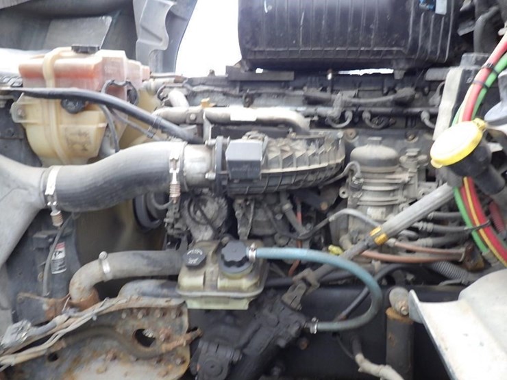 2018-western-star-5700xe-image-18