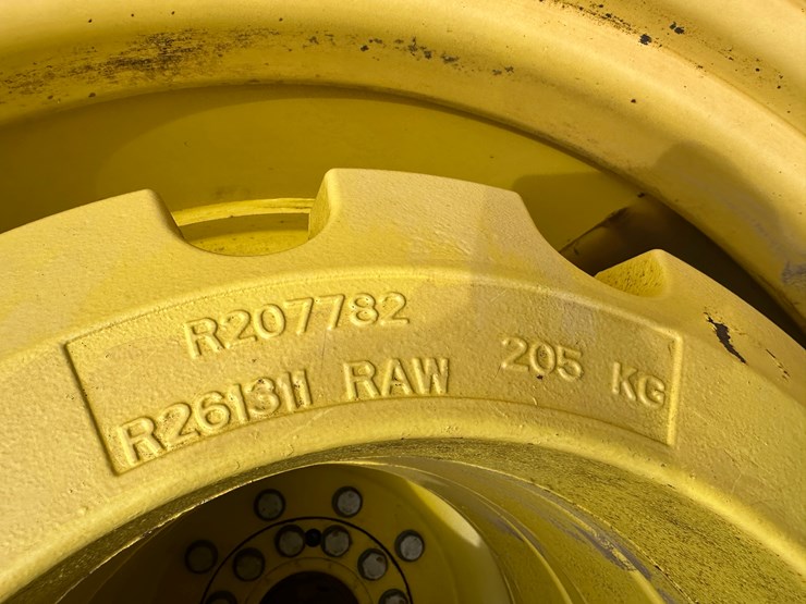 2014-john-deere-9460r-image-15