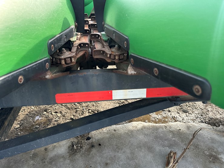 2012-john-deere-616c-image-55