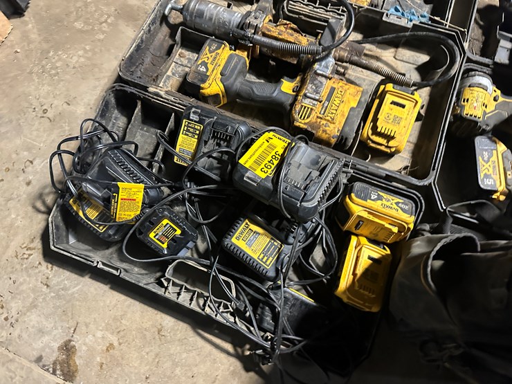#38493-•-lot-of-dewalt-cordless-power-tools-image-9