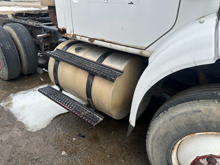 2000-international-2000-image-35