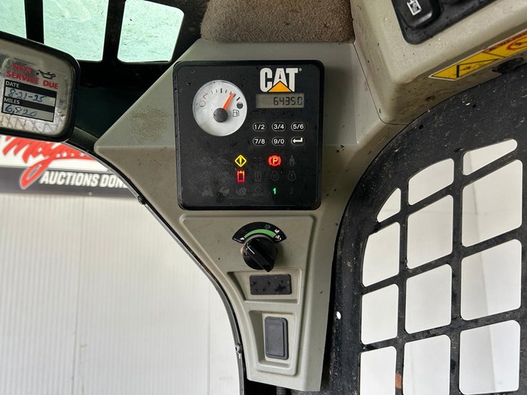 2021-caterpillar-226d3-image-19