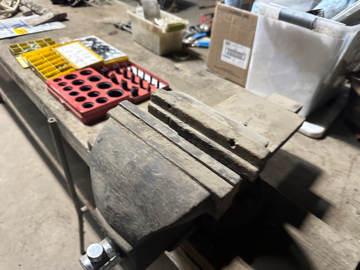 #38487-•-shop-table-w/-8"-vise-image-11