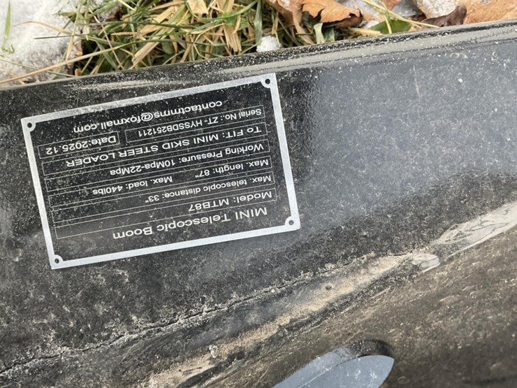 new-unused-giyi-mtb87-telescopic-boom-mini-skid-loader-attachment-image-3