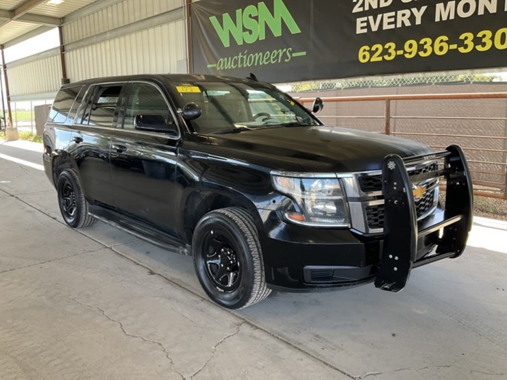 2015-chevrolet-tahoe-image-2