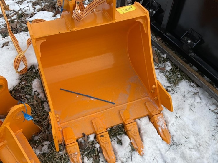 caterpillar-305-image-2