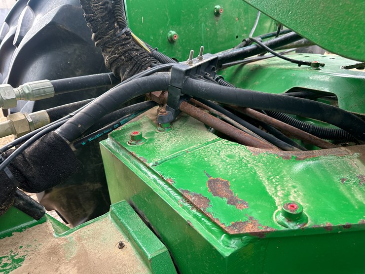 2014-john-deere-9460r-image-57