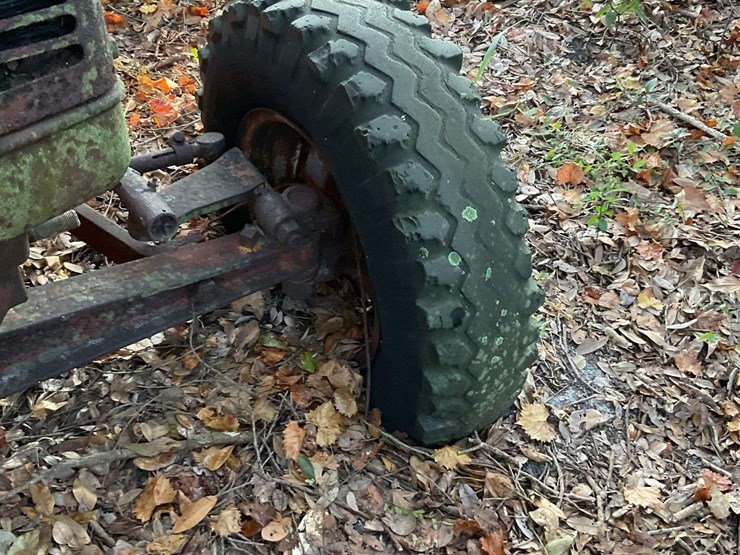 minneapolis-moline-lp-parts-tractor-image-17