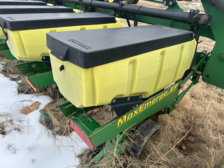 john-deere-1720-image-28