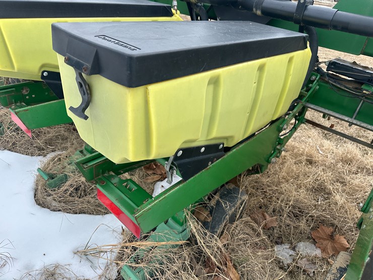 john-deere-1720-image-36