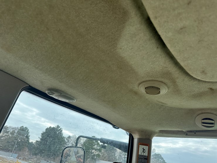 2014-john-deere-9460r-image-79