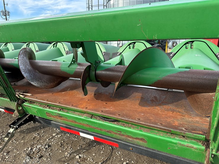 2012-john-deere-616c-image-11