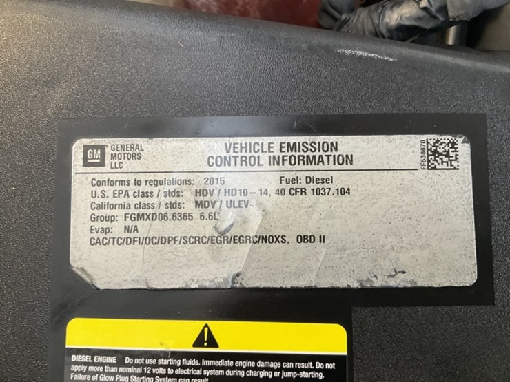 2015-chevrolet-silverado-3500-image-15