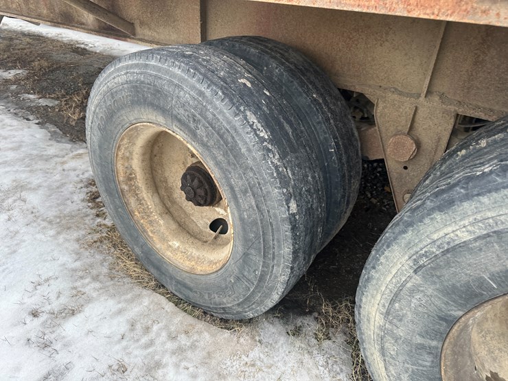 fruehauf-trailer-image-7