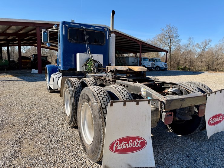 2007-peterbilt-378-image-5