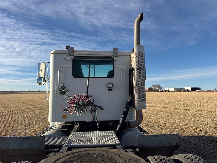 1998-international-9100-image-127