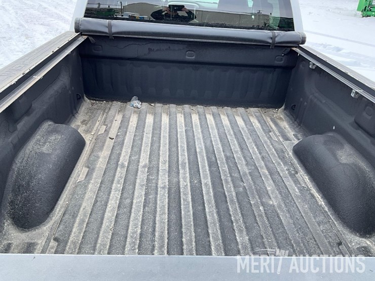 2014-gmc-1500-image-13