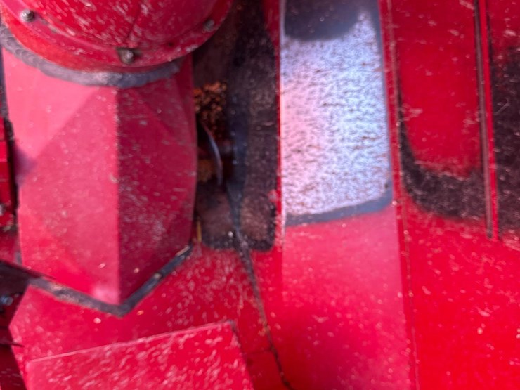 2009-case-ih-2577-image-123