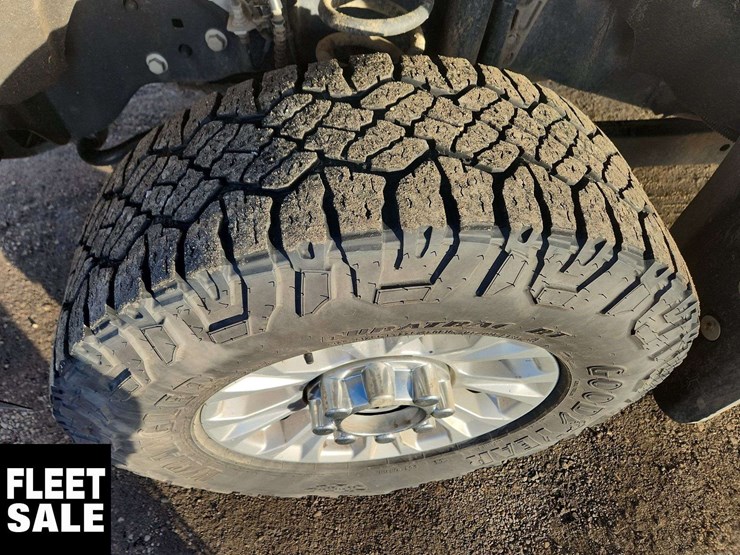 2020-ford-f350-image-10