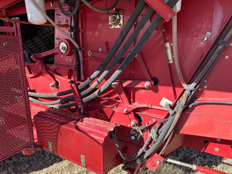 2009-case-ih-2577-image-75