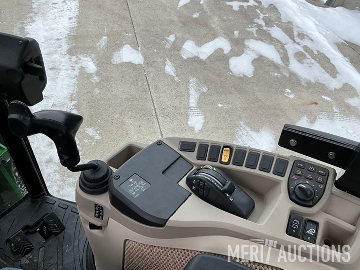 2024-john-deere-4066r-image-36