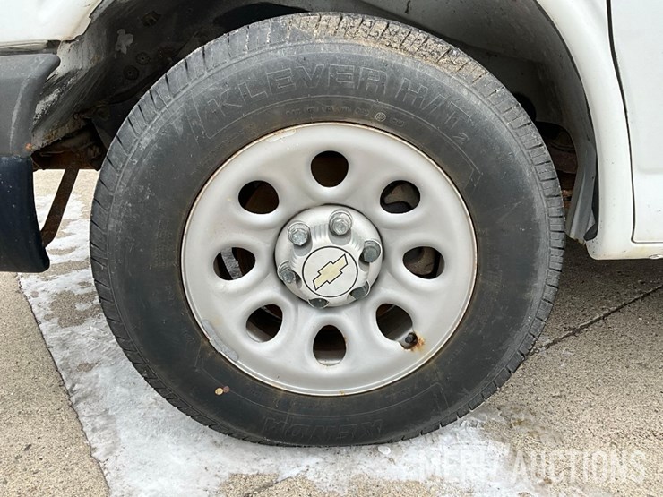 2009-chevrolet-1500-image-19