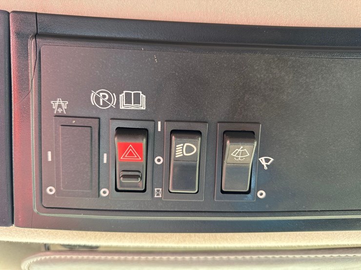 2009-case-ih-2577-image-141