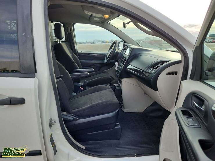 2012-ram-c/v-image-31