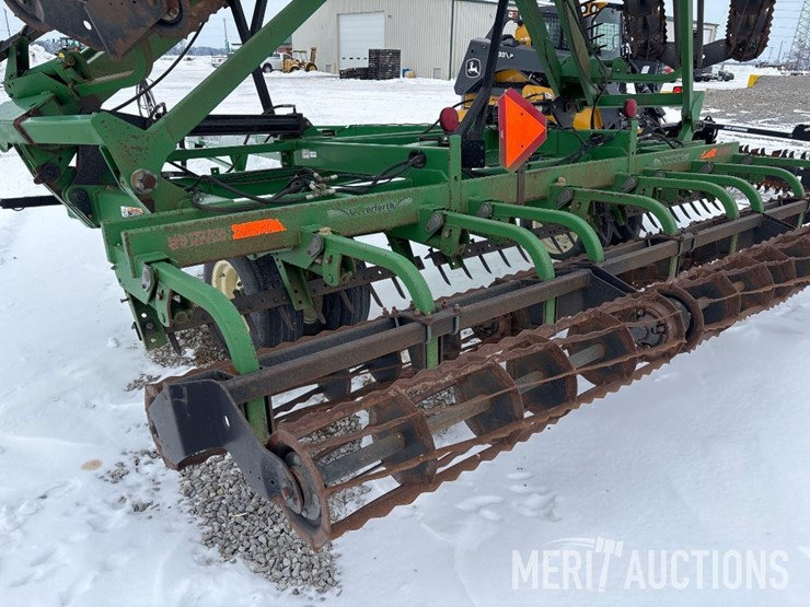 2010-unverferth-1225-image-16