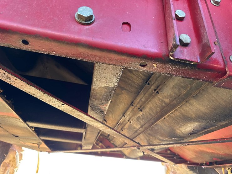 2009-case-ih-2577-image-101