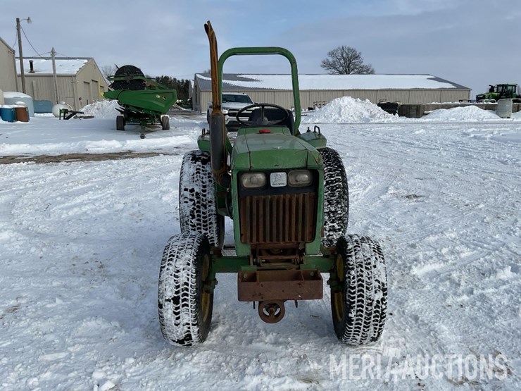 1984-john-deere-750-image-5