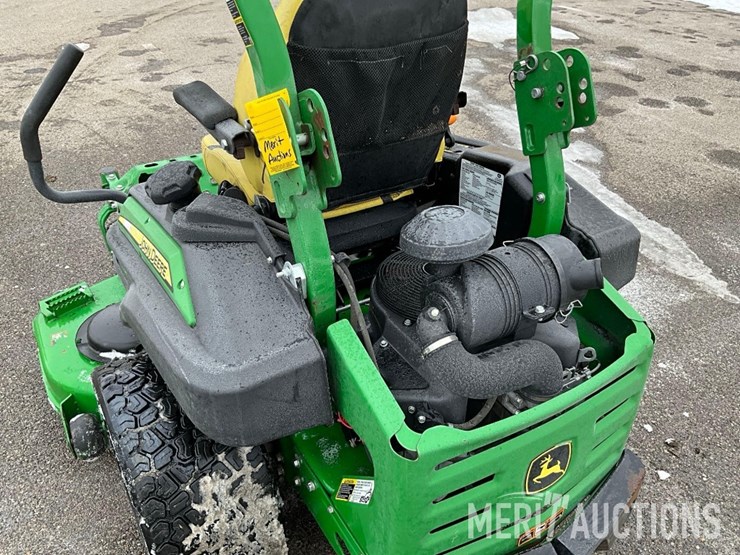 2021-john-deere-z930m-image-12