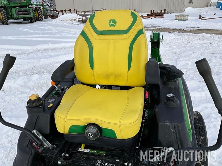 2022-john-deere-z930r-image-10