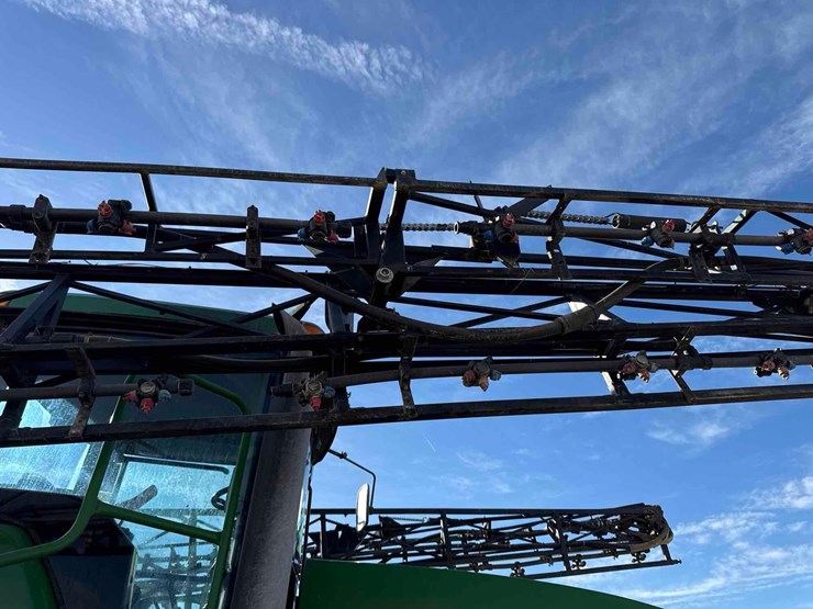 2000-john-deere-4700-image-69