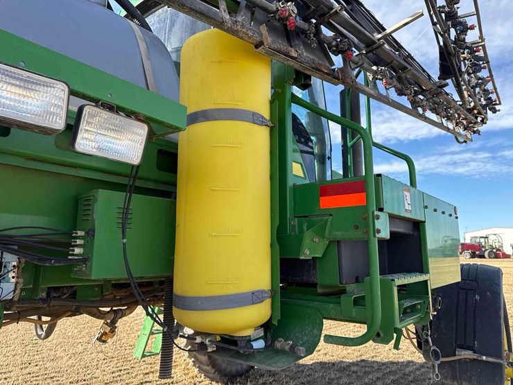 2000-john-deere-4700-image-48