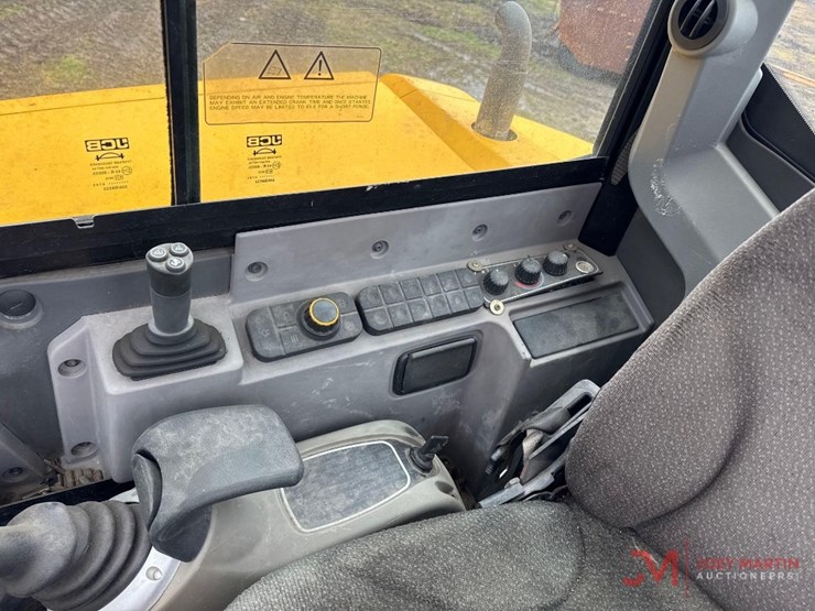 jcb-48z-1-image-25