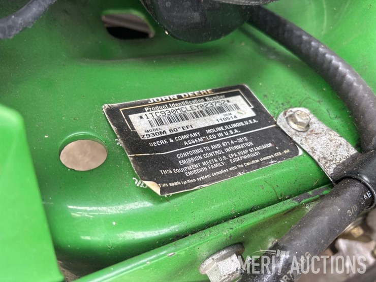 2014-john-deere-z930m-image-26