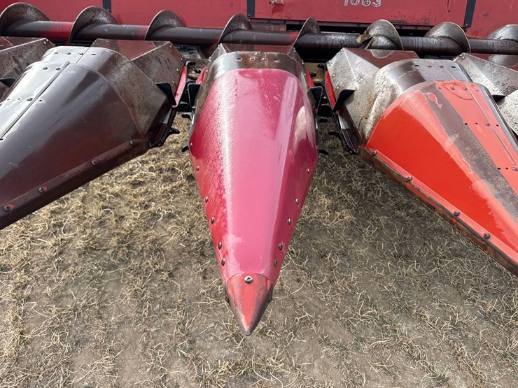 case-ih-1083-image-22