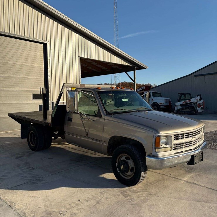 2000 CHEVROLET 3500