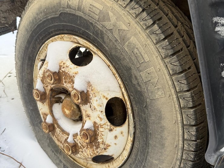 2000-isuzu-npr-image-9