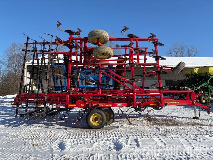 2012-sunflower-5035-28-image-7