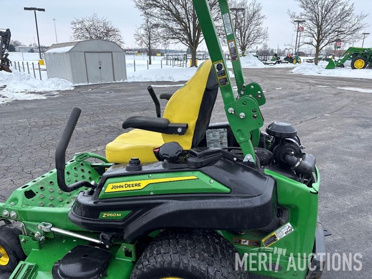 2023-john-deere-z960m-image-13