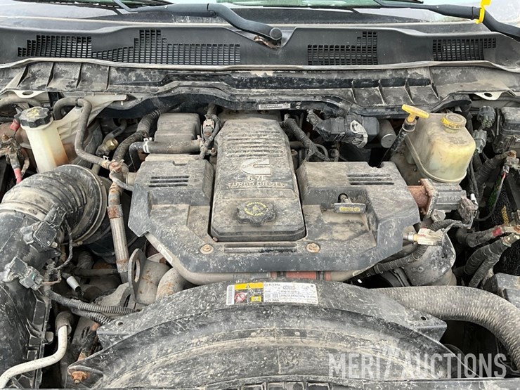 2016-dodge-5500-box-truck-image-37