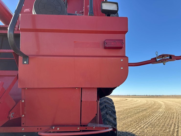 2009-case-ih-2577-image-54