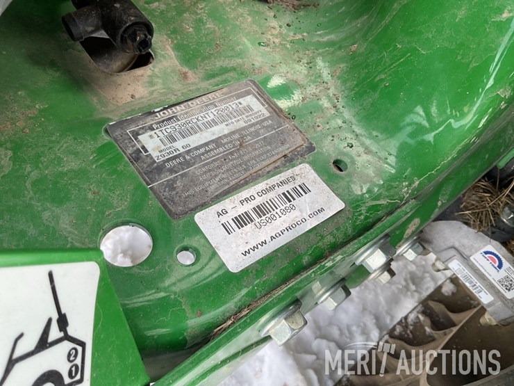 2022-john-deere-z930r-image-23