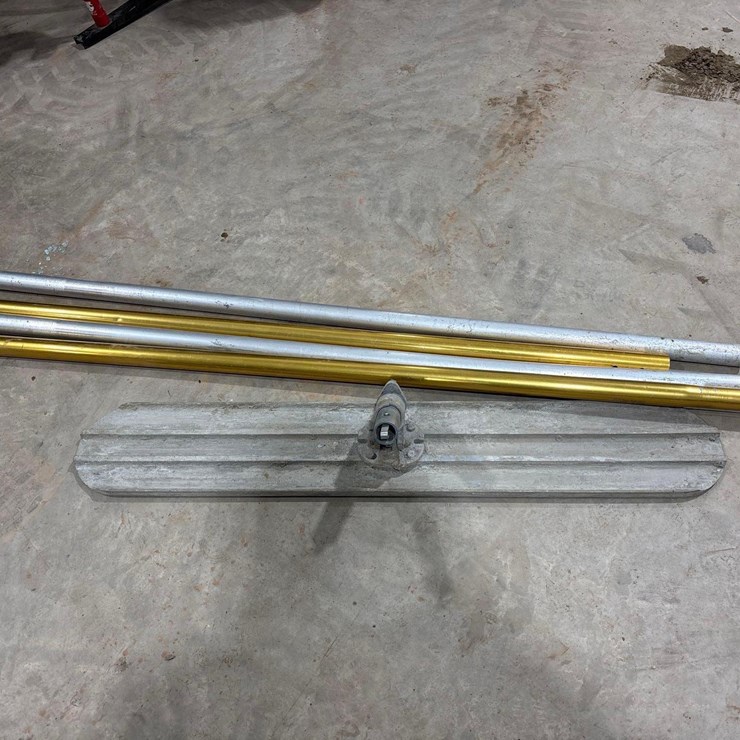 Mustang CV3500 Concrete Vibrator