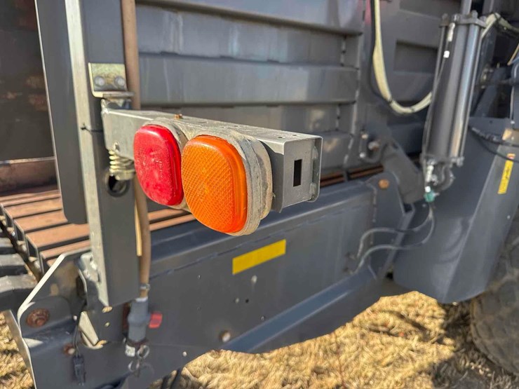 massey-ferguson-2290-image-57