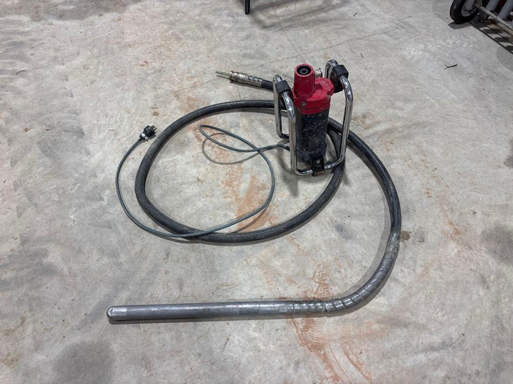 mustang-cv3500-concrete-vibrator-image-3