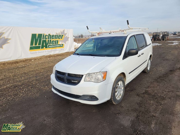 2014-ram-c/v-image-1